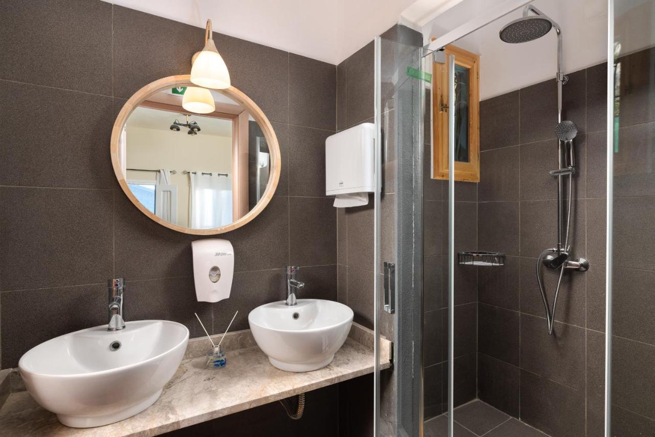 Rementzo Apartment Sými Esterno foto